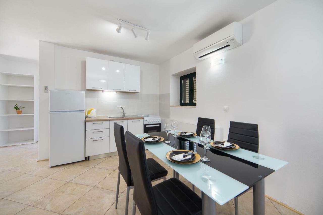 Ana Apartments Blace Eksteriør bilde
